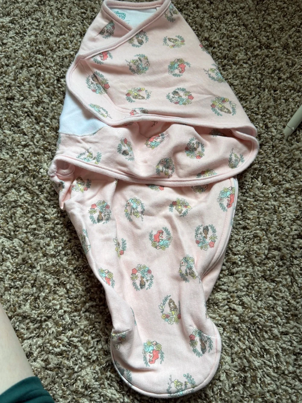 3 pack aden + anais Disney princess swaddles 0-3mo